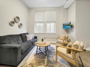 1 Br - 8 Min Walk To Court Ave District Downtown